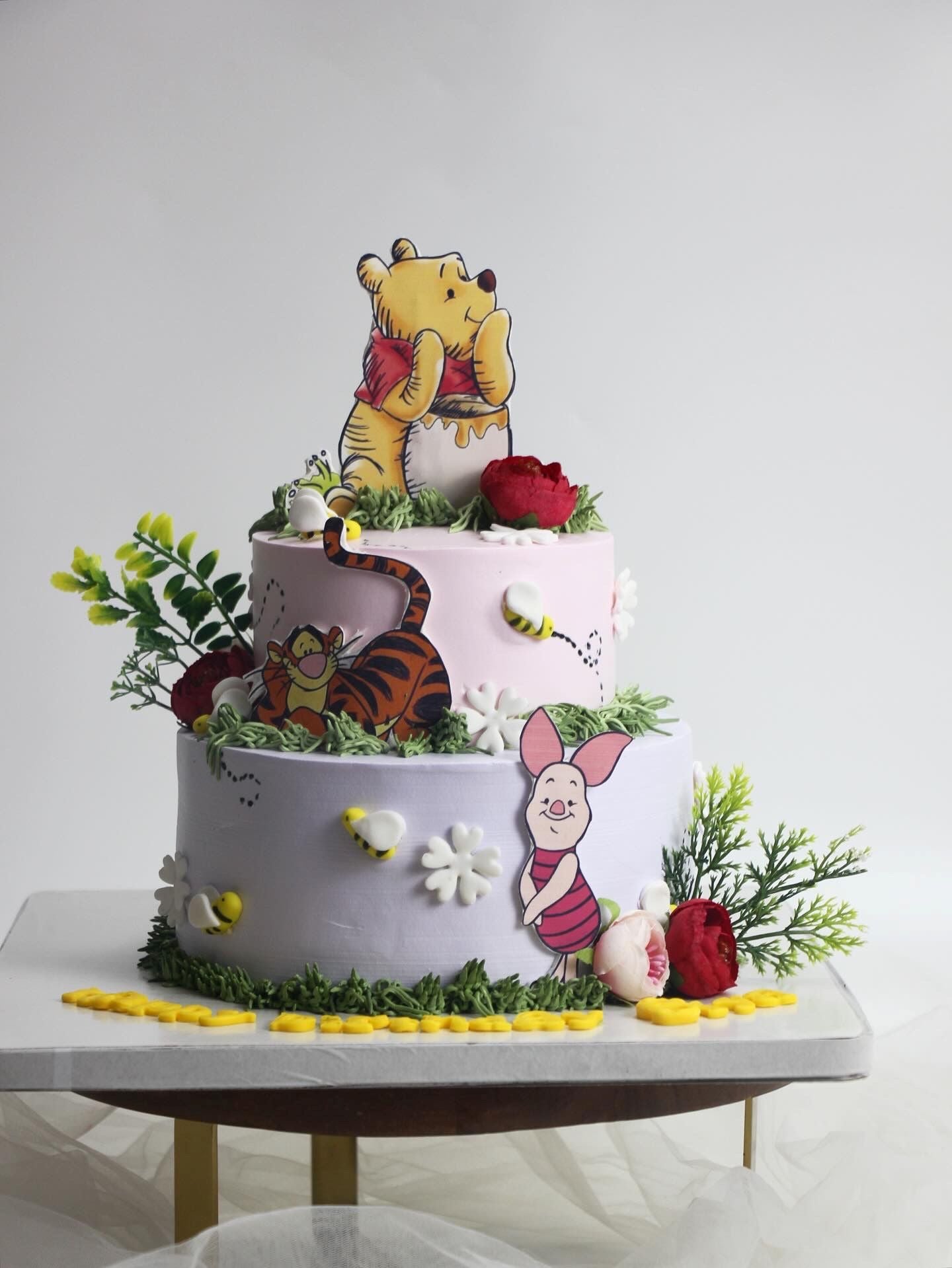 Winnie the Pooh Theme Birthday Cake