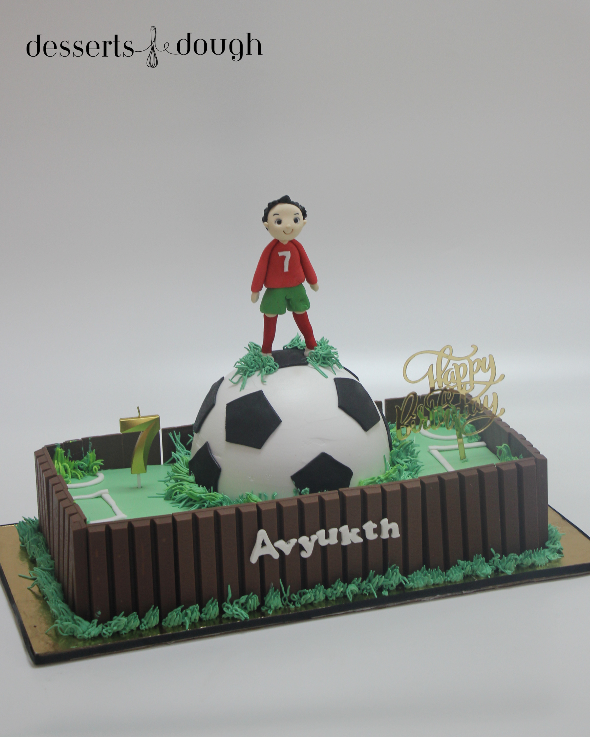 Golden Goal football Field Cake