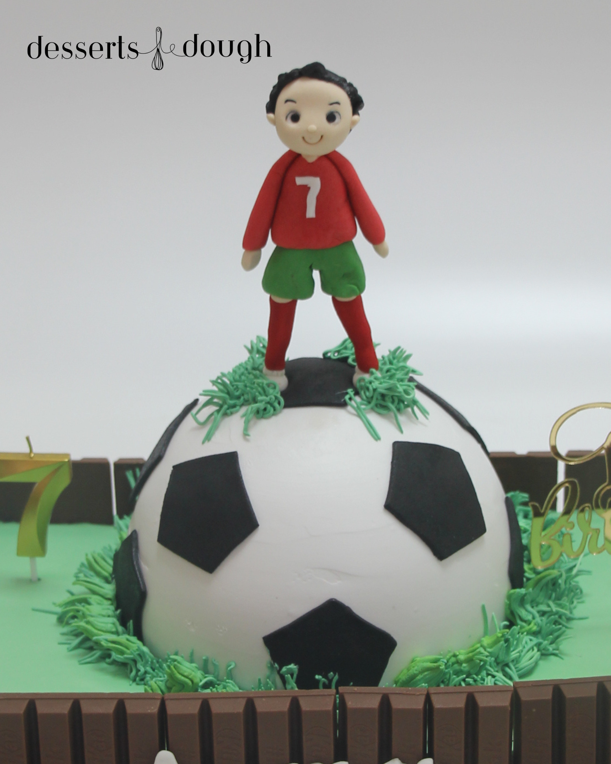 Golden Goal football Field Cake
