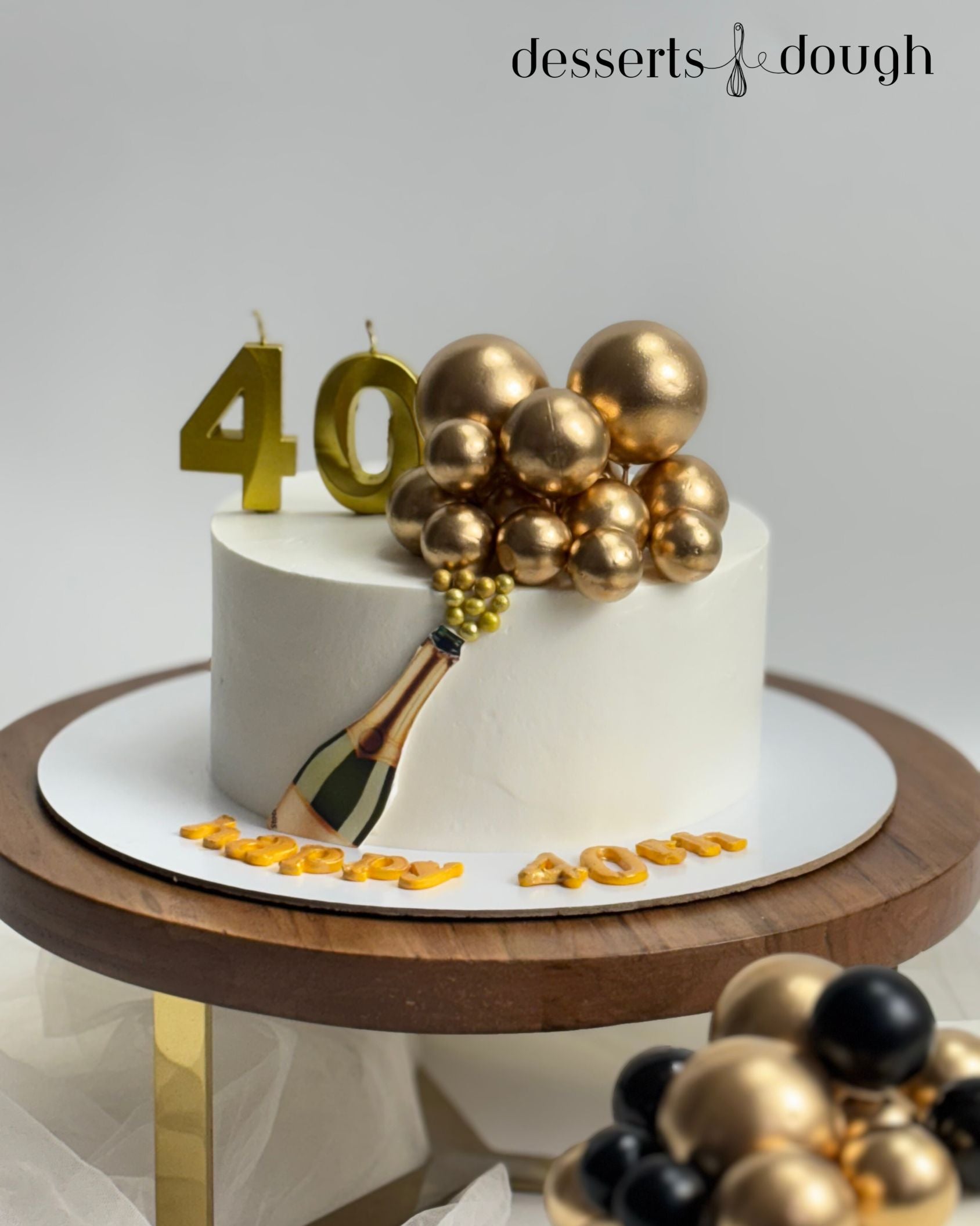 Elegant 40th Birthday Champagne Cake – Luxury Gold Celebration Cake