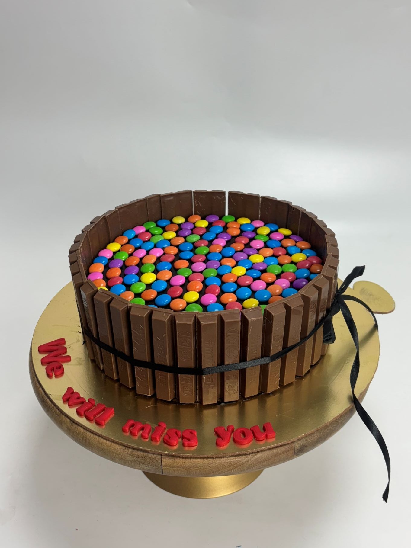 KitKat Gems Chocolate Cake
