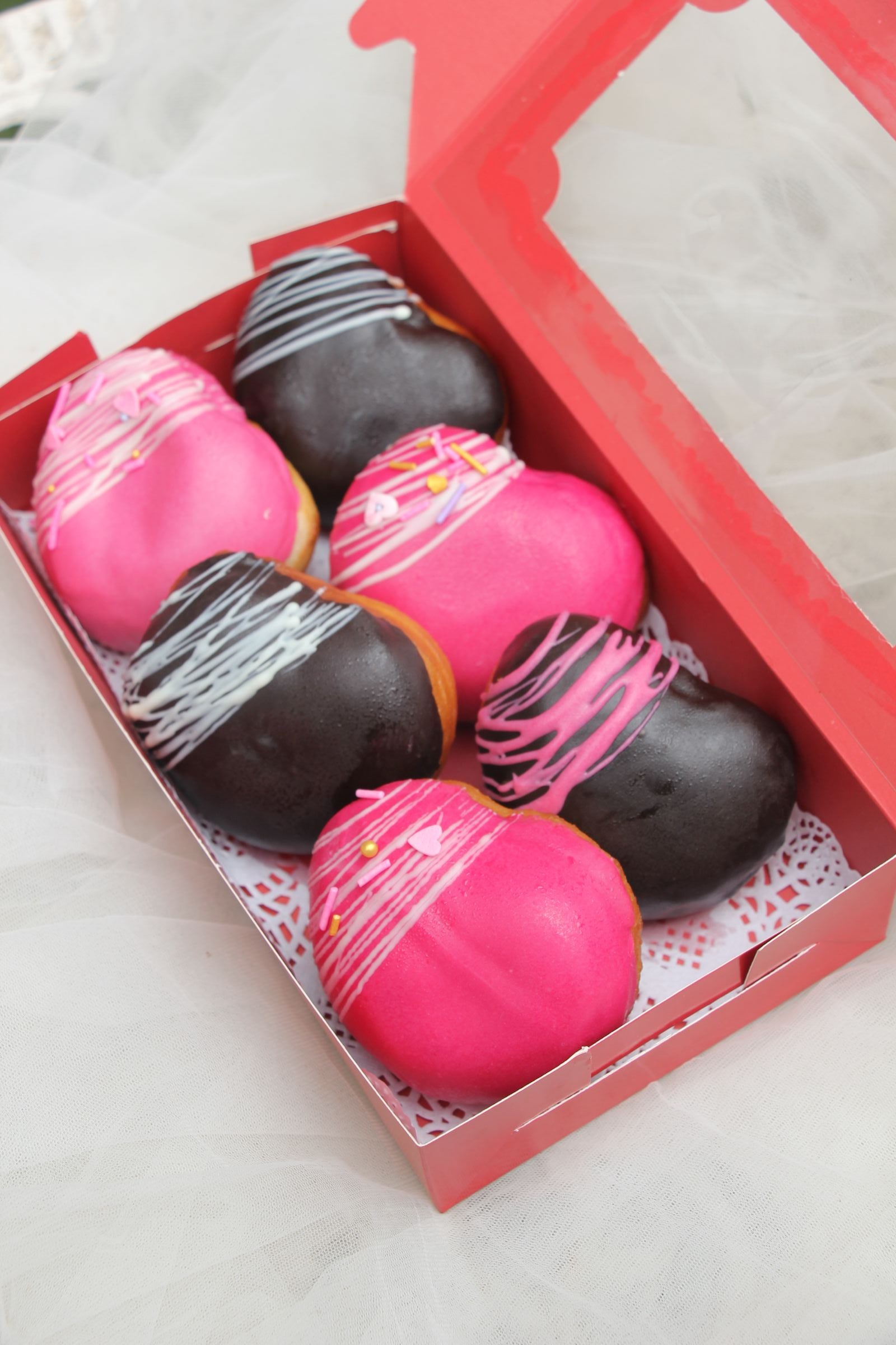 Valentine Heart Donut Box | Chocolate & Pink Heart Donuts