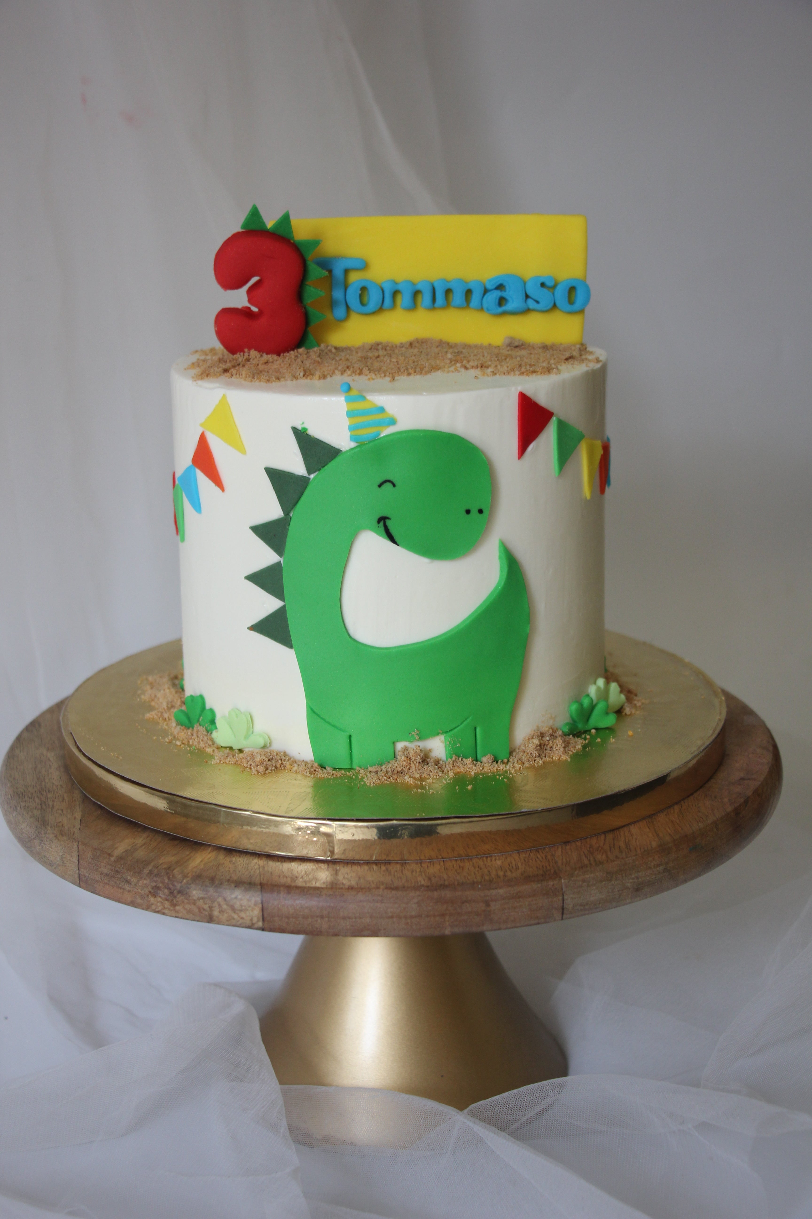 Cute Dinosaur 3rd Birthday Cake – Kids Dino Theme Birthday Cake